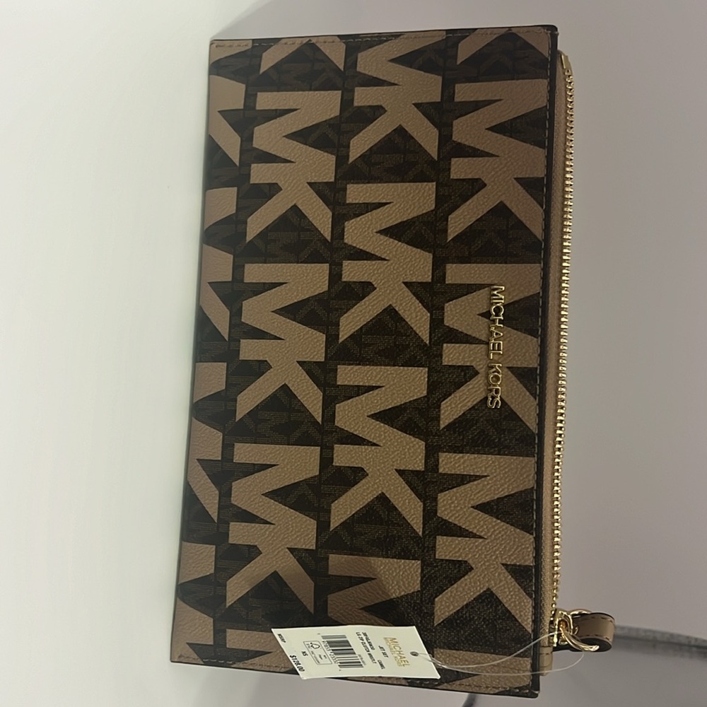 Michael Kors Wristlet - Picture 3 of 5